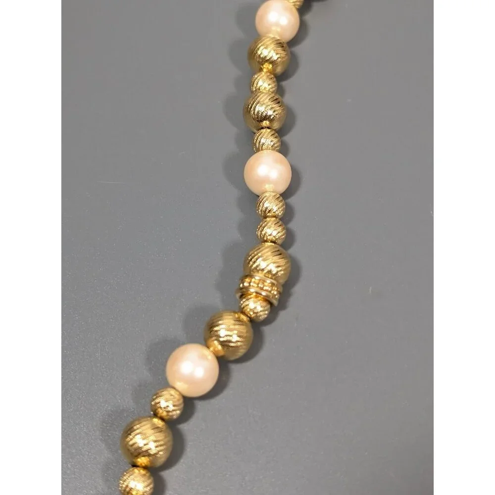 Vintage Monet‎ Gold Tone Ribbed Bead Faux Pearl Necklace Classic MCM 20 in